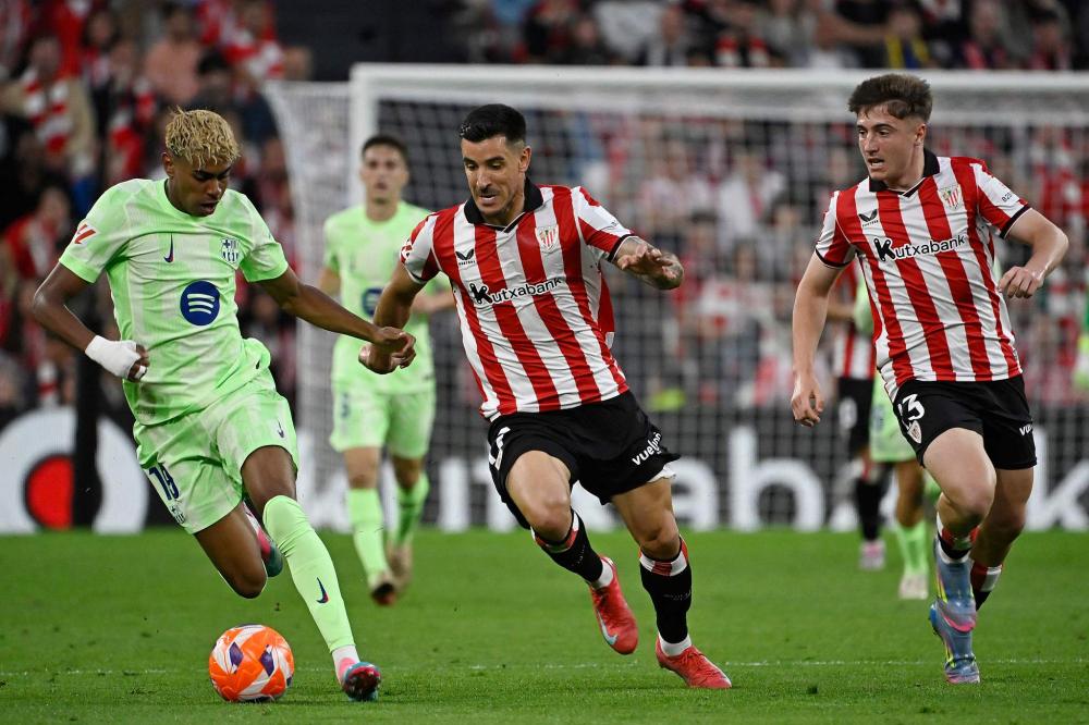 李章洙回渝参加足协杯夺冠25周年纪念赛，感慨儿子当年才初中